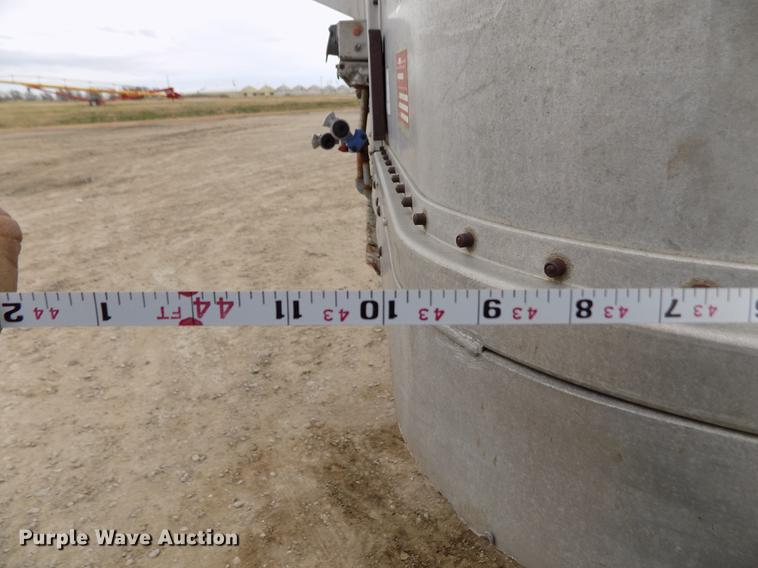 image for item DY9130 1974 Wilson Cattle Pot livestock trailer