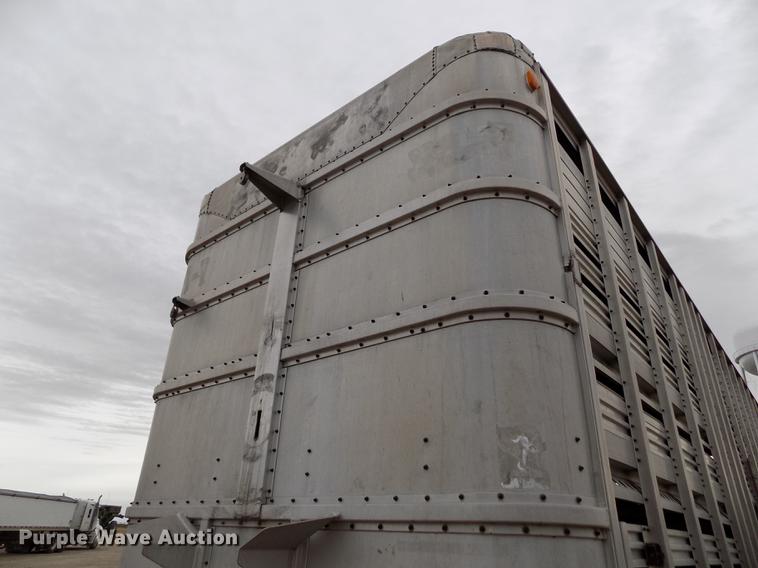 image for item DY9130 1974 Wilson Cattle Pot livestock trailer