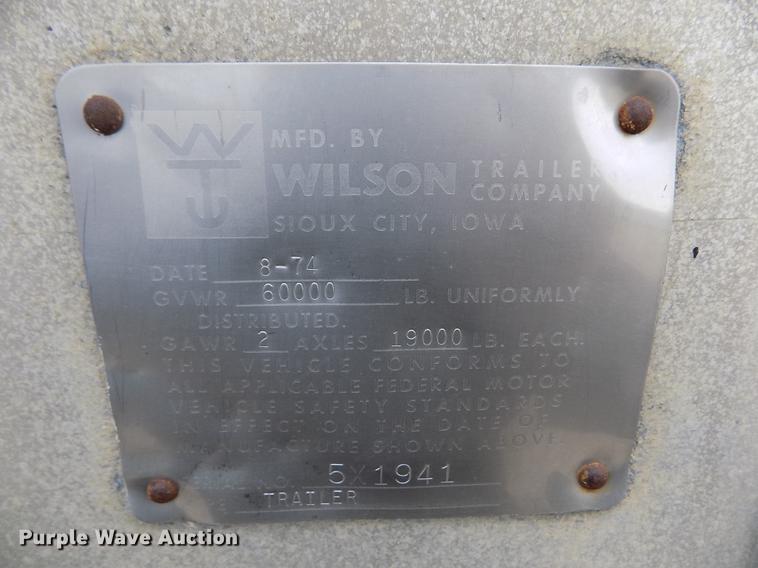 image for item DY9130 1974 Wilson Cattle Pot livestock trailer