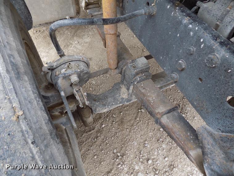 image for item DY9131 1991 Ford L9000 semi truck