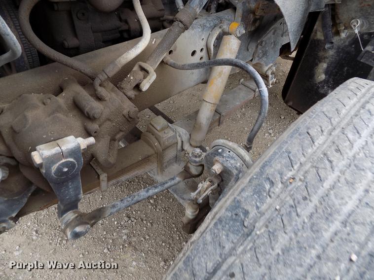 image for item DY9131 1991 Ford L9000 semi truck