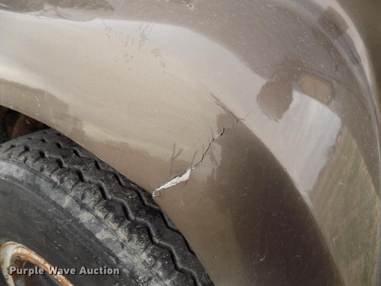 image for item DY9132 1975 GMC semi truck