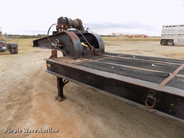 image for item DY9133 1947 MH equipment trailer