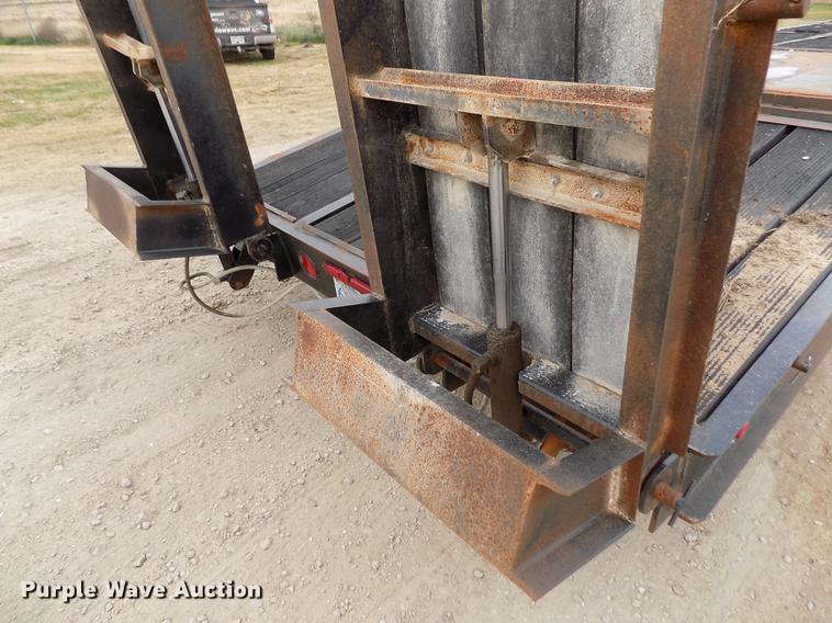 image for item DY9133 1947 MH equipment trailer