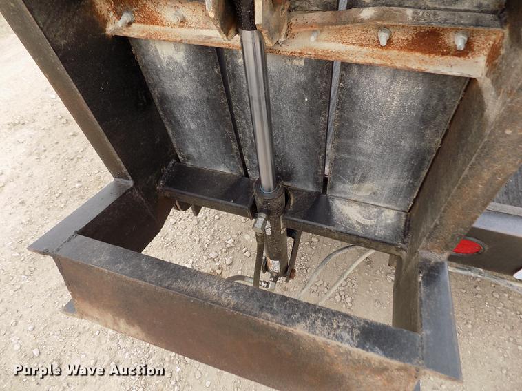 image for item DY9133 1947 MH equipment trailer