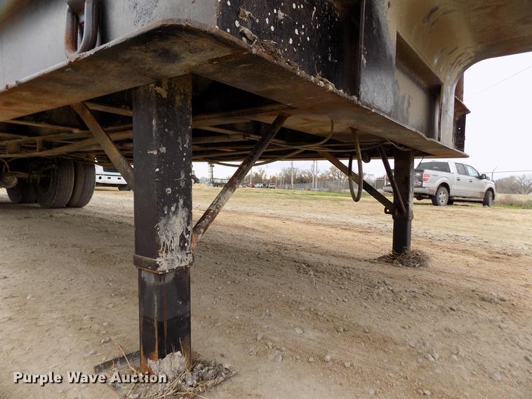 image for item DY9133 1947 MH equipment trailer