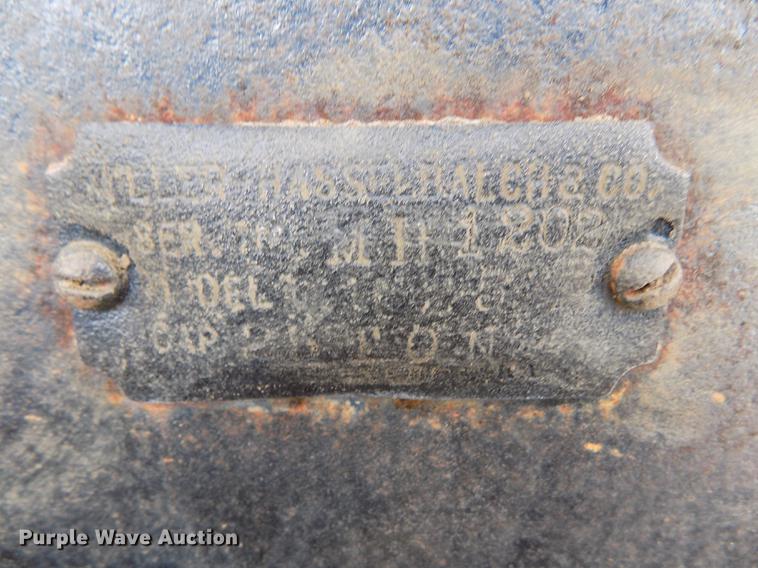 image for item DY9133 1947 MH equipment trailer