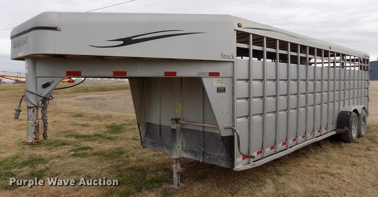 image for item DY9134 2004 Travalong livestock trailer