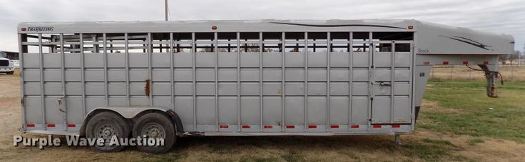 image for item DY9134 2004 Travalong livestock trailer