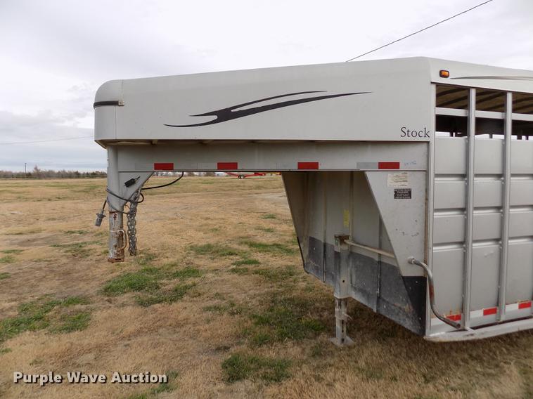 image for item DY9134 2004 Travalong livestock trailer
