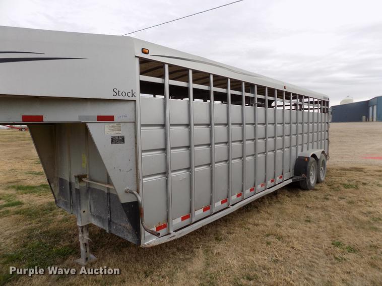 image for item DY9134 2004 Travalong livestock trailer