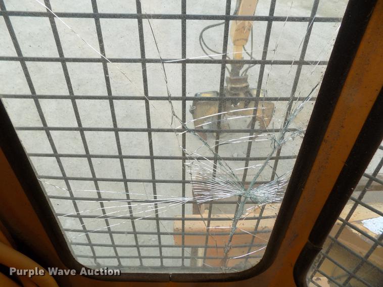 image for item DY9137 2000 Bandit 1850 wood grinder/chipper