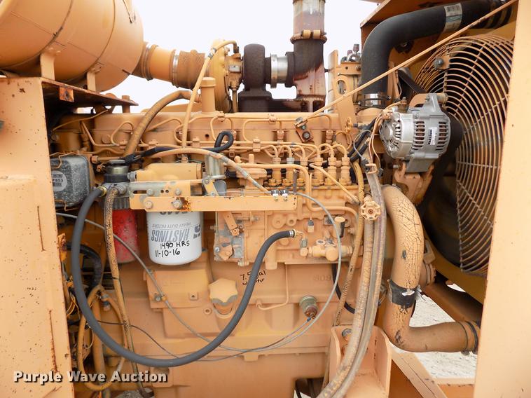 image for item DY9137 2000 Bandit 1850 wood grinder/chipper