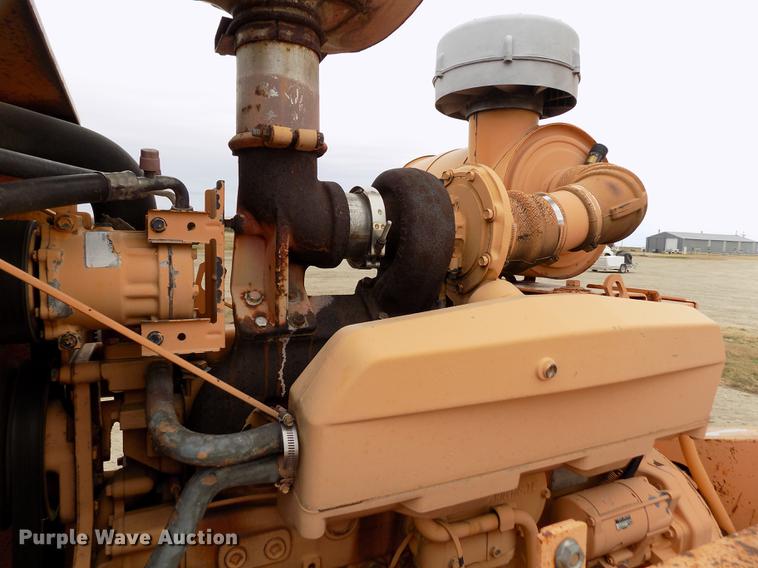 image for item DY9137 2000 Bandit 1850 wood grinder/chipper