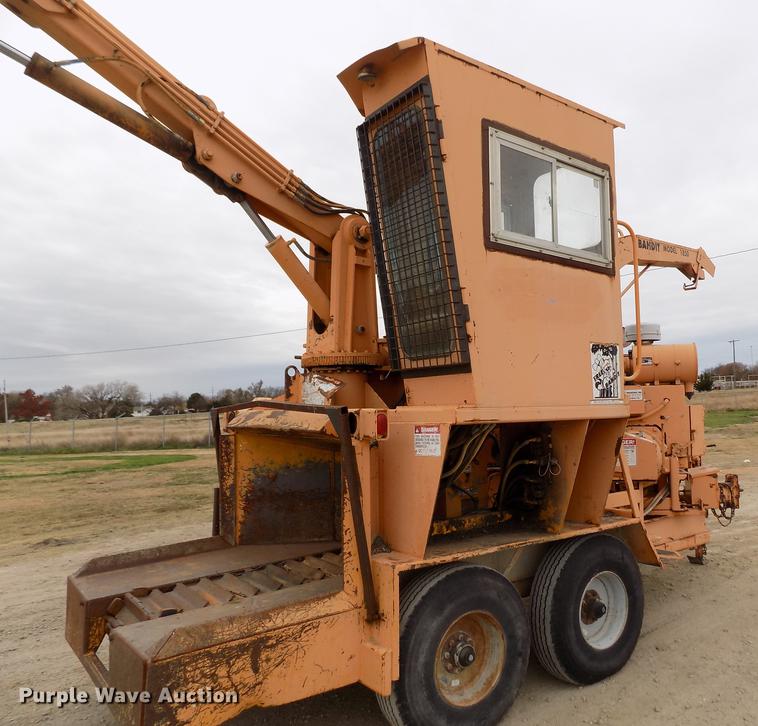 image for item DY9137 2000 Bandit 1850 wood grinder/chipper