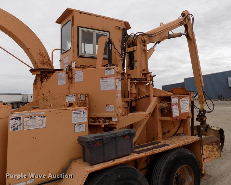 image for item DY9137 2000 Bandit 1850 wood grinder/chipper