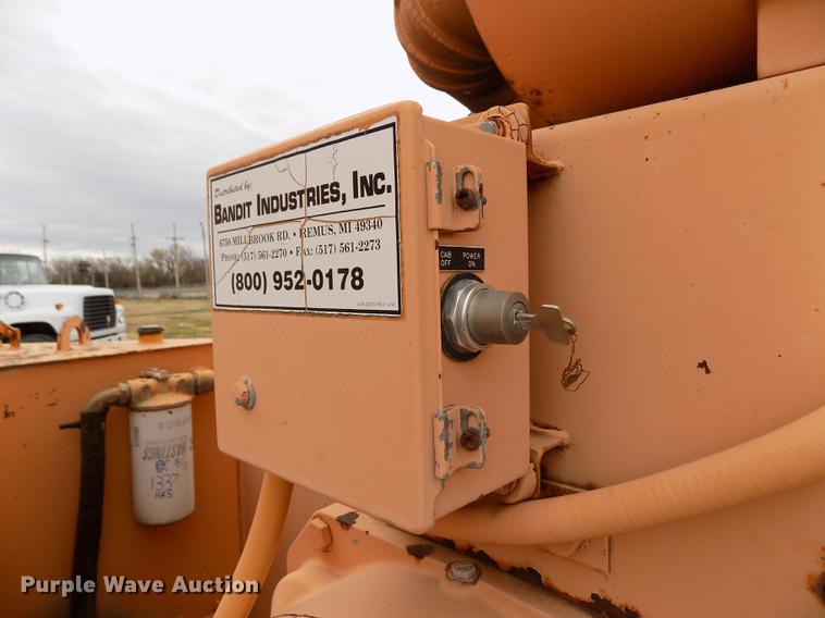 image for item DY9137 2000 Bandit 1850 wood grinder/chipper