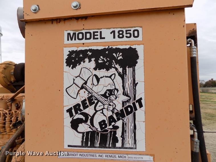 image for item DY9137 2000 Bandit 1850 wood grinder/chipper