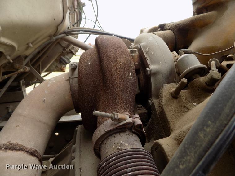 image for item DY9138 1982 Ford crane truck