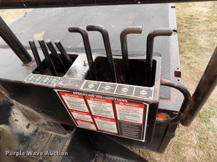 image for item DY9138 1982 Ford crane truck