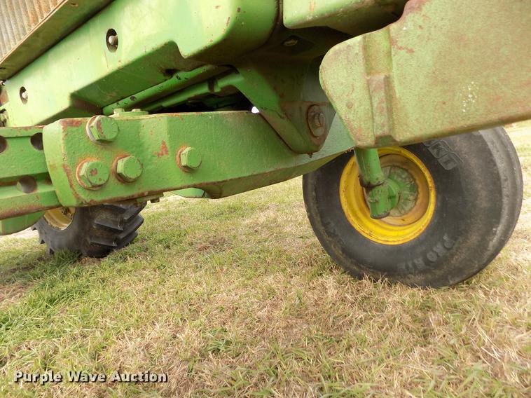 image for item DY9141 John Deere 4640 tractor