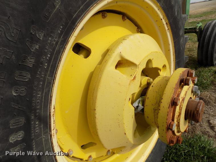 image for item DY9141 John Deere 4640 tractor