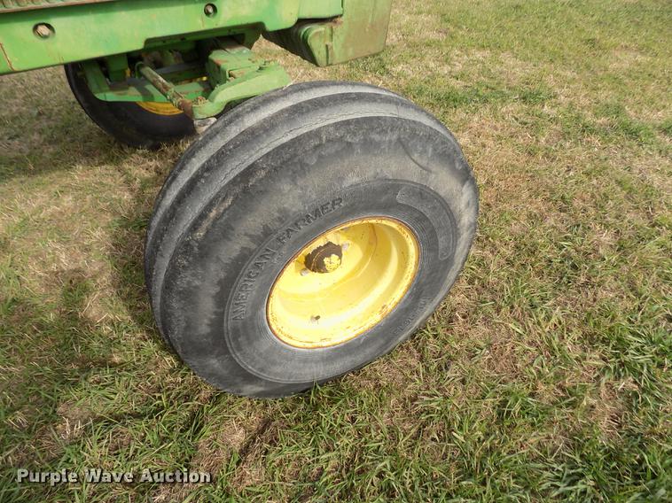 image for item DY9141 John Deere 4640 tractor