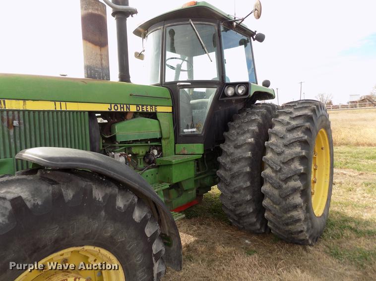 image for item DY9142 1985 John Deere 4650 MFWD tractor