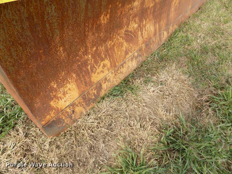 image for item DY9142 1985 John Deere 4650 MFWD tractor