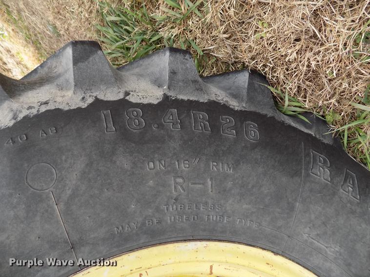 image for item DY9142 1985 John Deere 4650 MFWD tractor