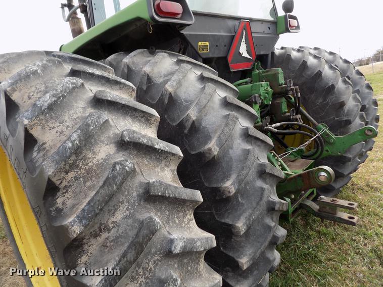 image for item DY9142 1985 John Deere 4650 MFWD tractor