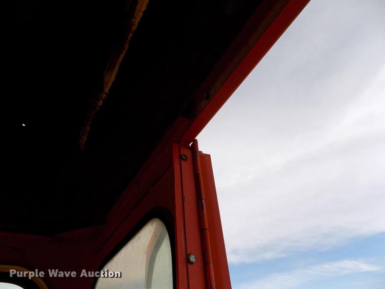 image for item DY9143 Case 1030 Comfort King tractor