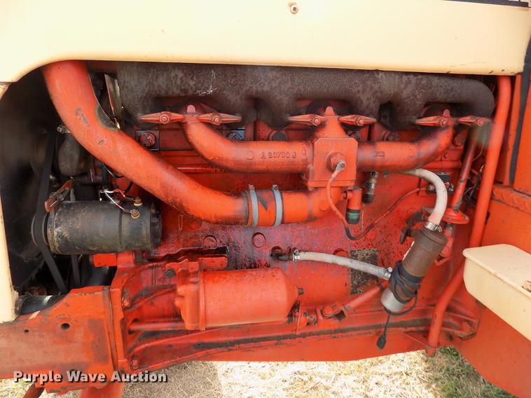 image for item DY9143 Case 1030 Comfort King tractor