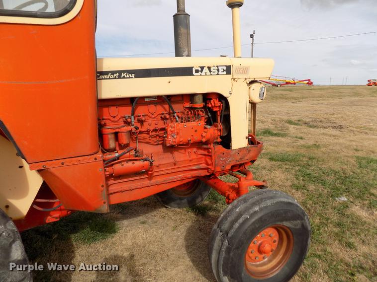 image for item DY9143 Case 1030 Comfort King tractor