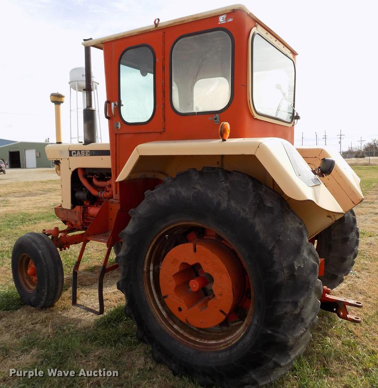 image for item DY9143 Case 1030 Comfort King tractor