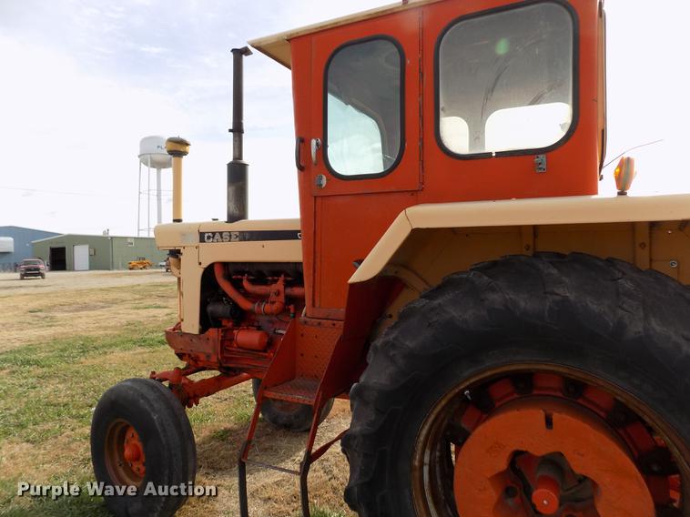 image for item DY9143 Case 1030 Comfort King tractor