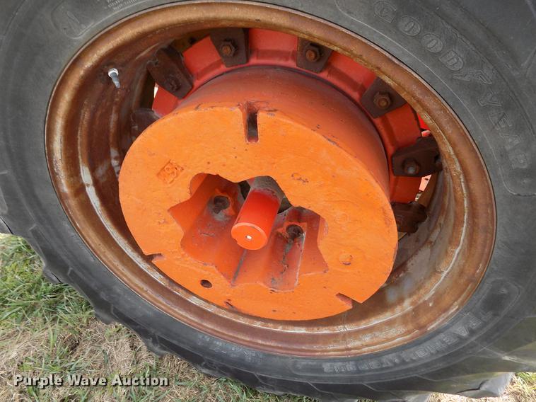 image for item DY9143 Case 1030 Comfort King tractor