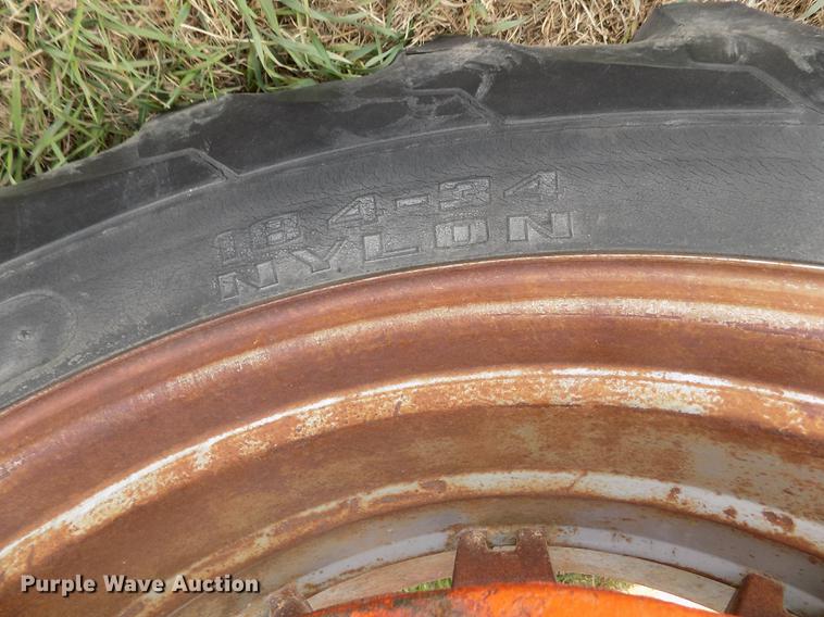 image for item DY9143 Case 1030 Comfort King tractor