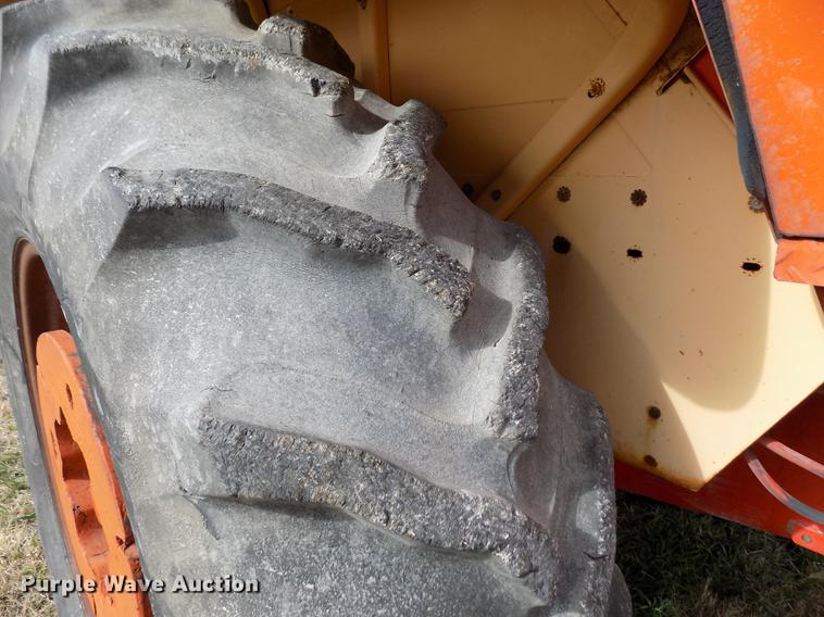 image for item DY9143 Case 1030 Comfort King tractor