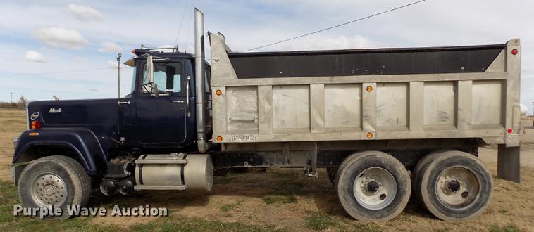 image for item DY9144 1985 Mack RWS788LST Super Liner dump truck