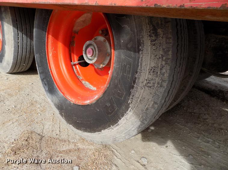 image for item DY9145 1996 Landoll Hauloll equipment trailer