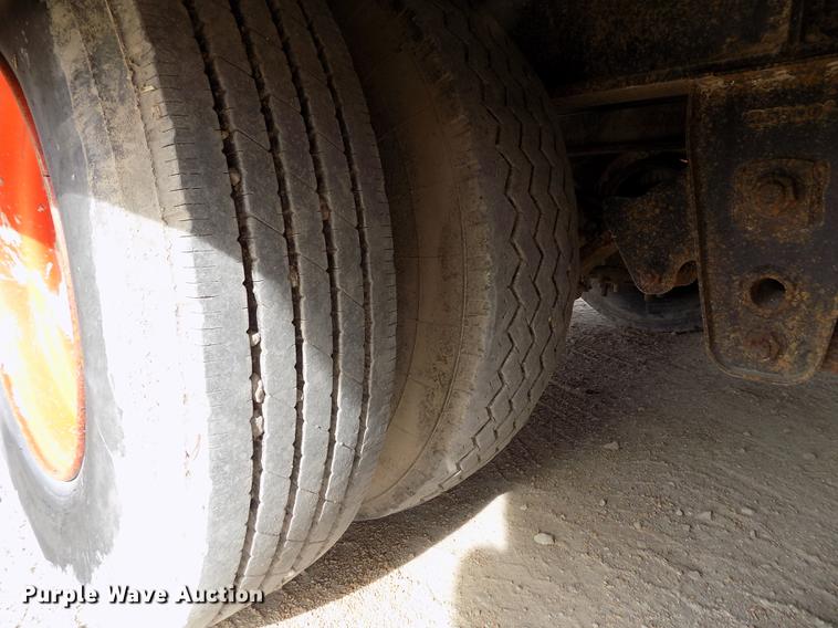 image for item DY9145 1996 Landoll Hauloll equipment trailer