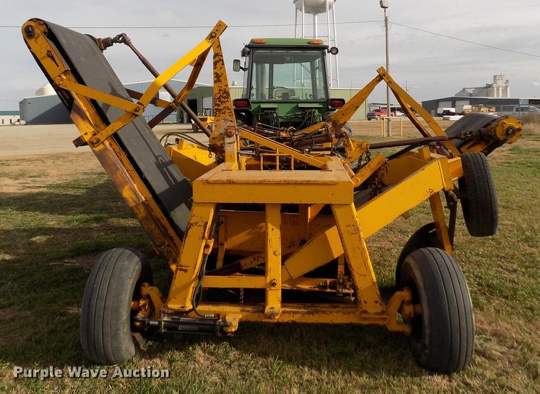 image for item DY9149 1973 John Deere 4430 tractor and terracer