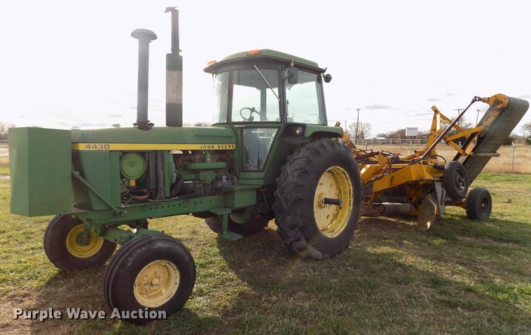 image for item DY9149 1973 John Deere 4430 tractor and terracer