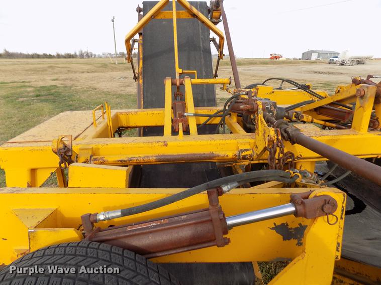 image for item DY9149 1973 John Deere 4430 tractor and terracer