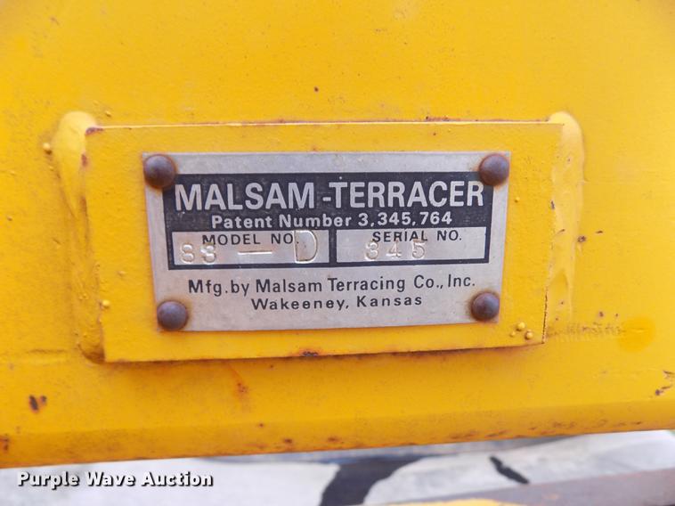 image for item DY9149 1973 John Deere 4430 tractor and terracer