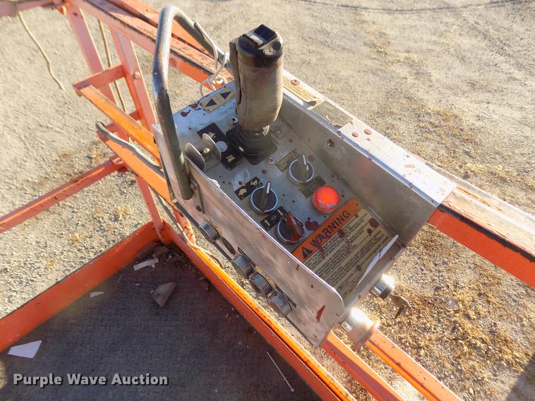 image for item DY9152 2003 Skyjack SJ8841 scissor lift