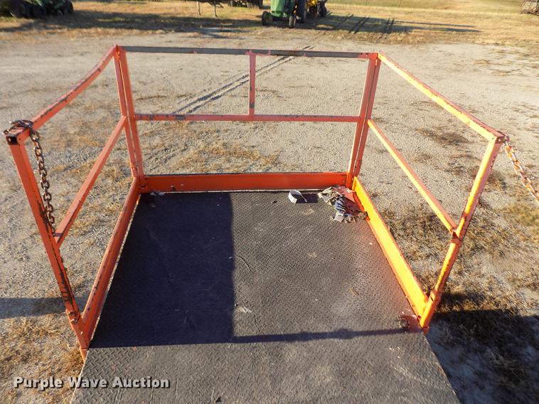 image for item DY9152 2003 Skyjack SJ8841 scissor lift