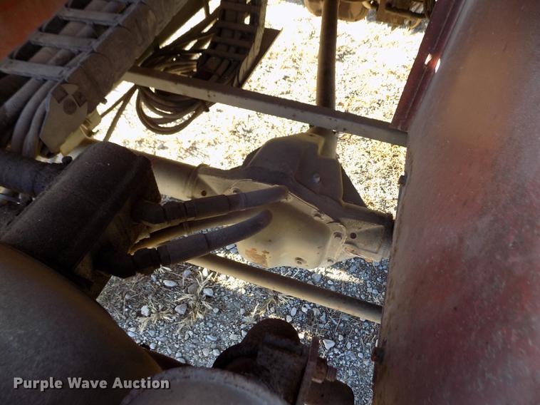 image for item DY9152 2003 Skyjack SJ8841 scissor lift