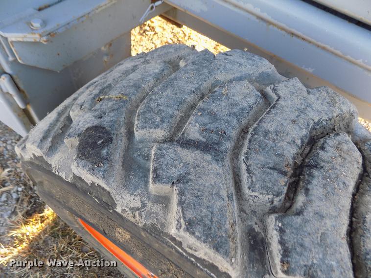 image for item DY9152 2003 Skyjack SJ8841 scissor lift